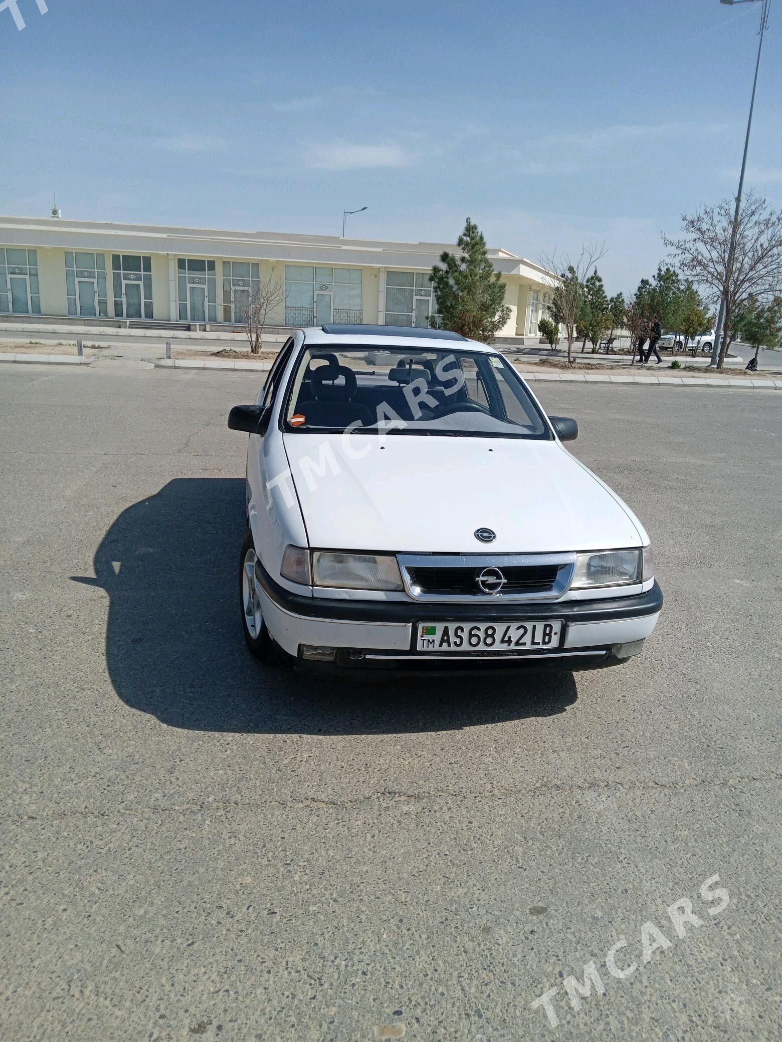 Opel Vectra 1991 - 45 000 TMT - Sakar - img 2