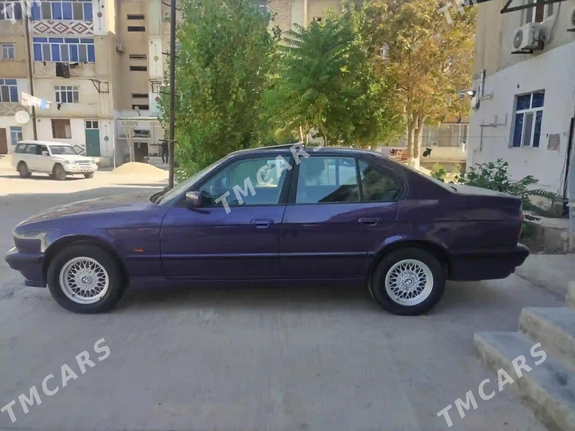 BMW 5 Series 1990 - 40 000 TMT - Этрек - img 3