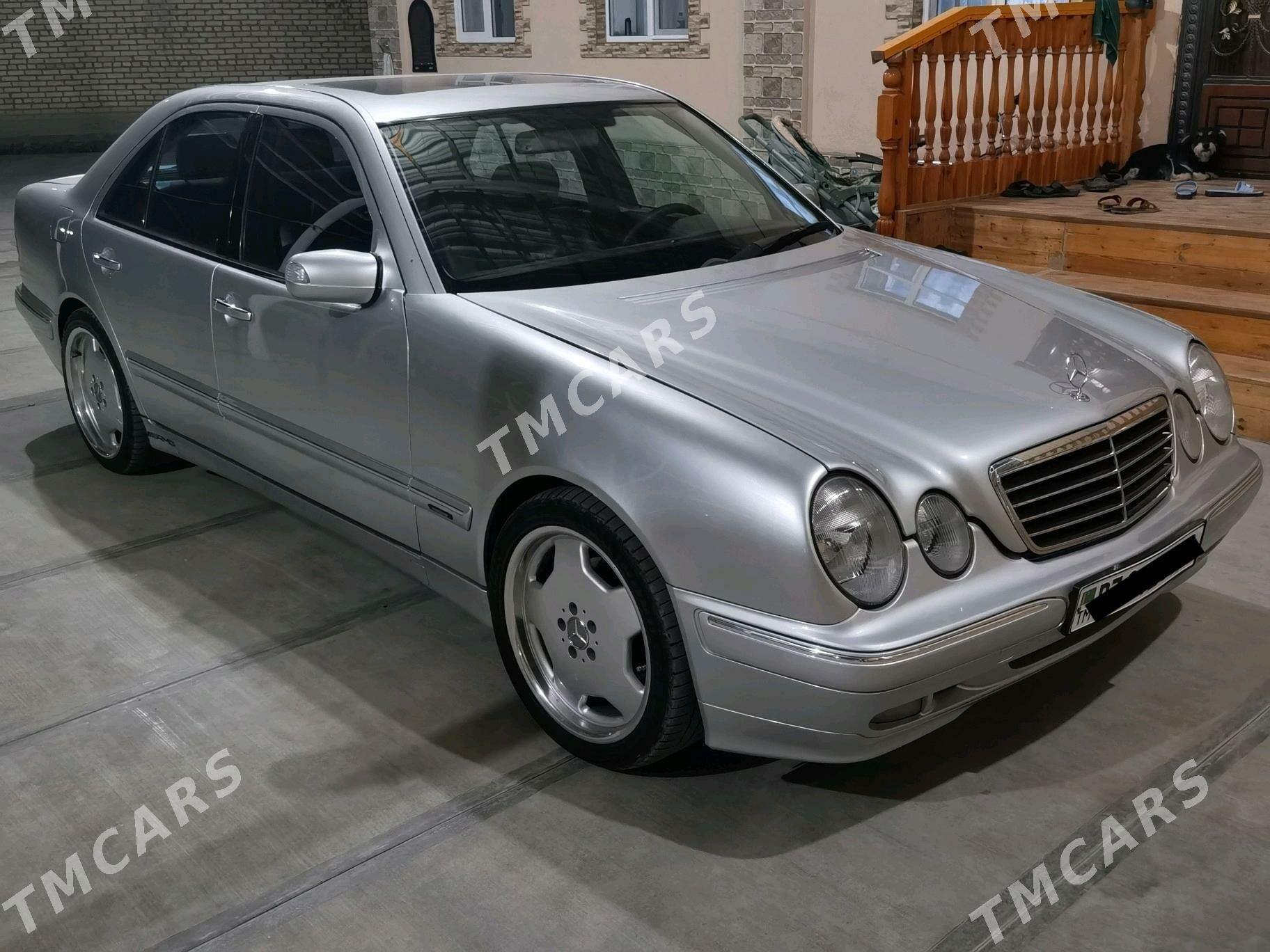 Mercedes-Benz E430 2001 - 135 000 TMT - Мары - img 2