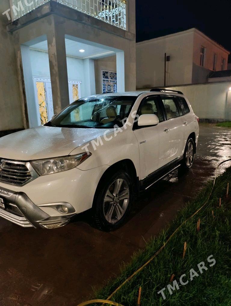 Toyota Highlander 2012 - 285 000 TMT - Теджен - img 2