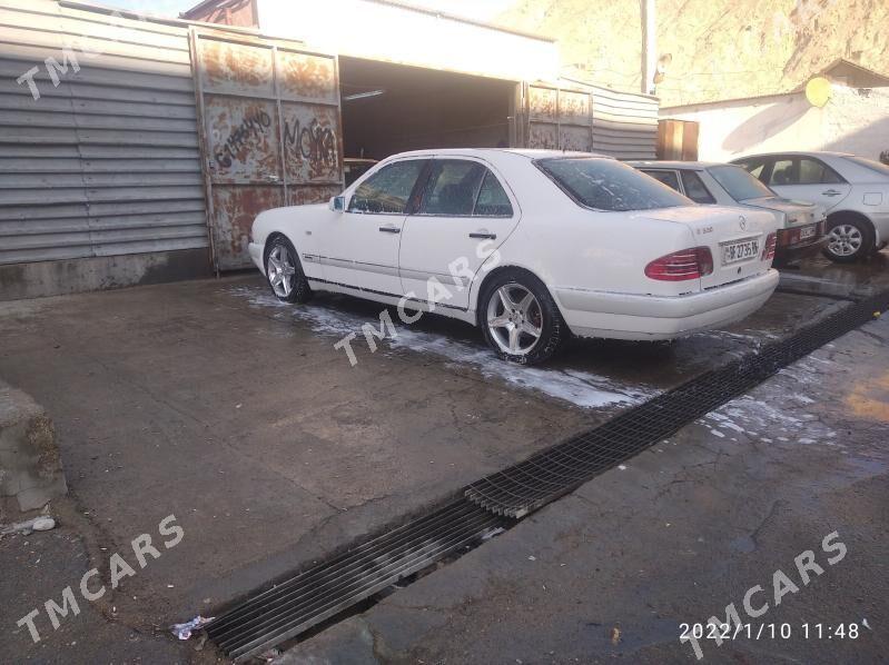 Mercedes-Benz C320 1998 - 40 000 TMT - Türkmenbaşy - img 2