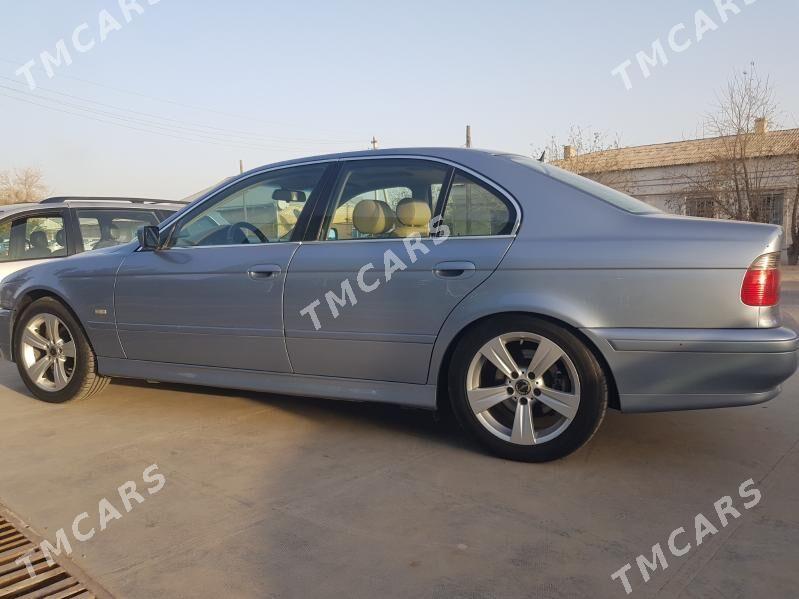 BMW 528 2001 - 117 000 TMT - Мары - img 3