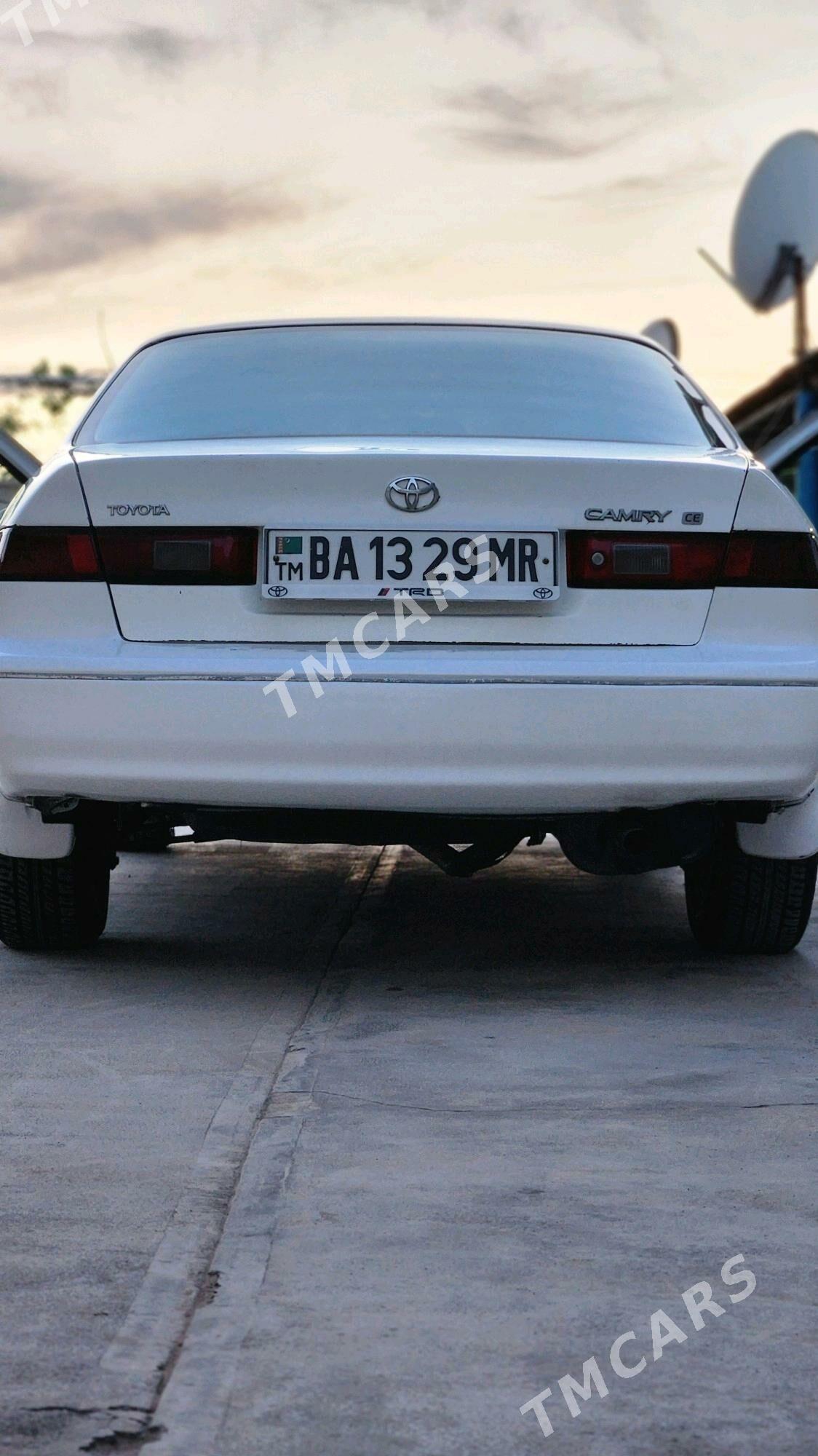 Toyota Camry 1998 - 95 000 TMT - Огуз хан - img 5