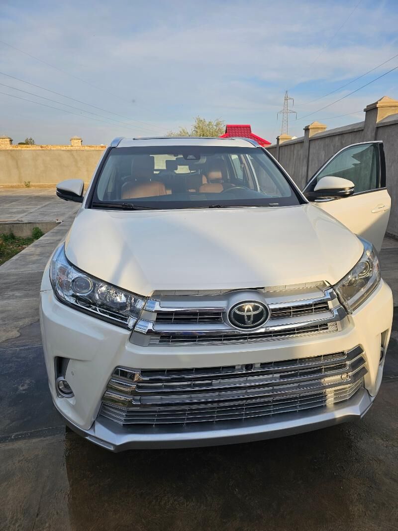 Toyota Highlander 2018 - 460 000 TMT - Мары - img 9