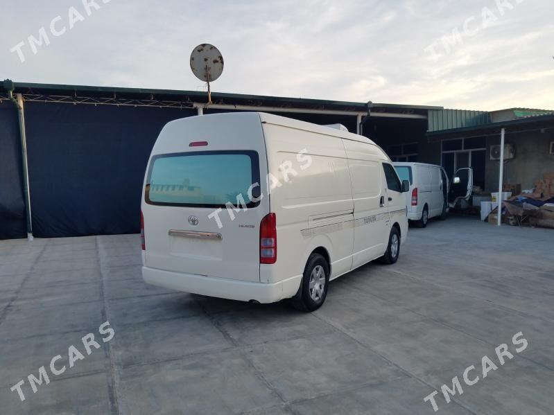 Toyota Hiace 2010 - 320 000 TMT - Саят - img 3