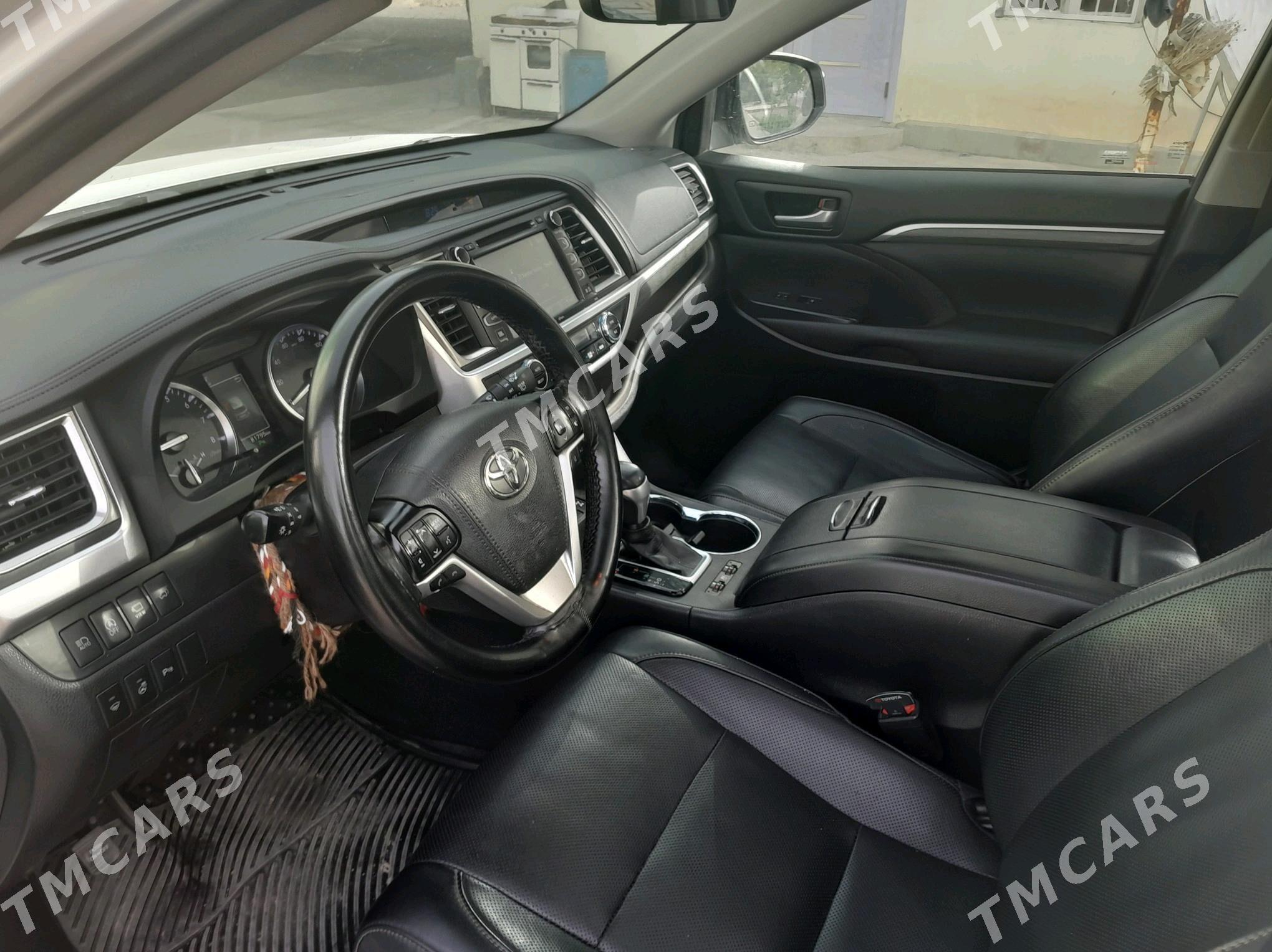 Toyota Highlander 2017 - 560 000 TMT - Ашхабад - img 3