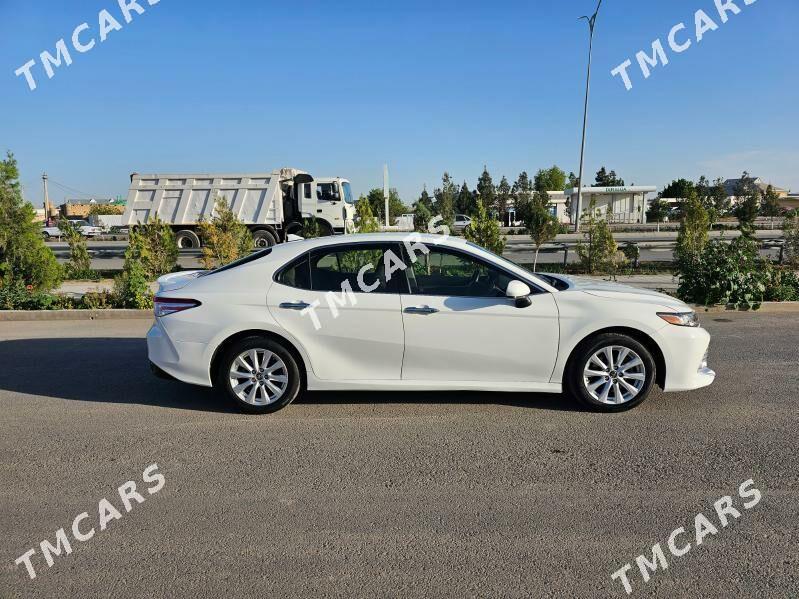 Toyota Camry 2018 - 275 000 TMT - Мары - img 5