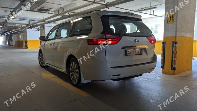 Toyota Sienna 2019 - 565 000 TMT - Мир 2 - img 5