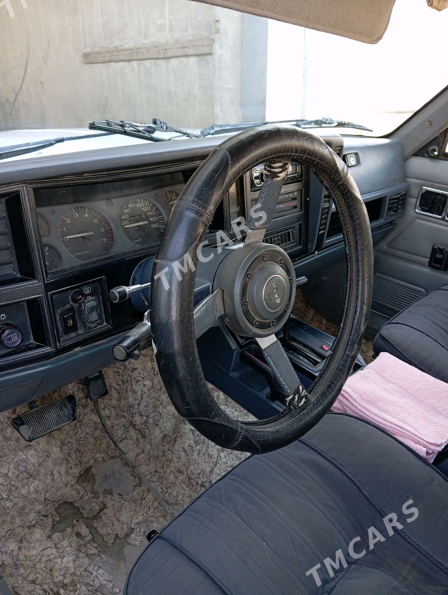 Jeep Cherokee 1989 - 40 000 TMT - Векильбазар - img 3