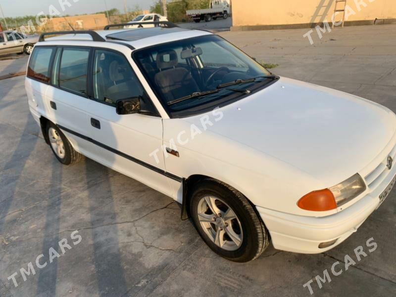 Opel Astra 1993 - 39 000 TMT - Мары - img 6