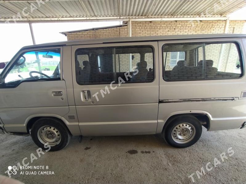 Toyota Hiace 1987 - 40 000 TMT - Mary - img 2