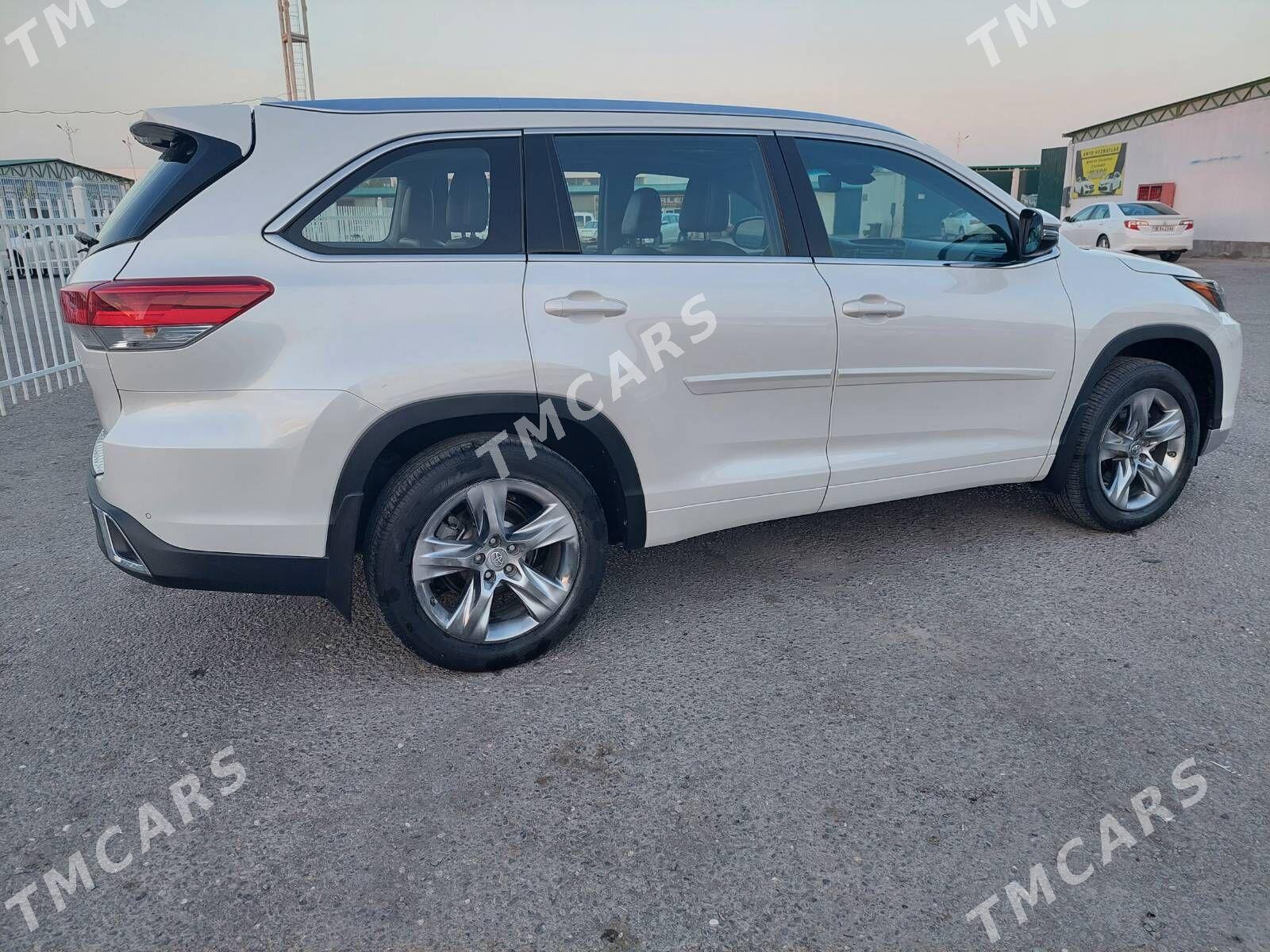 Toyota Highlander 2018 - 560 000 TMT - Aşgabat - img 5