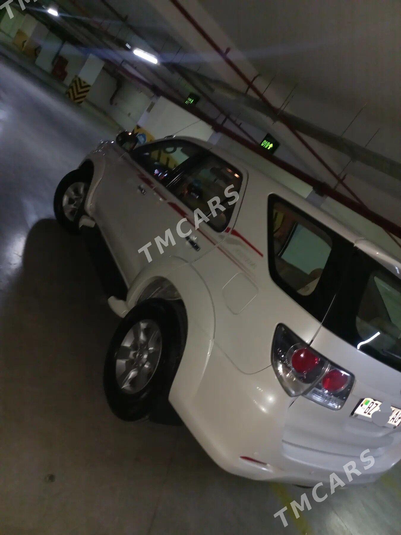Toyota Fortuner 2014 - 380 000 TMT - Aşgabat - img 2