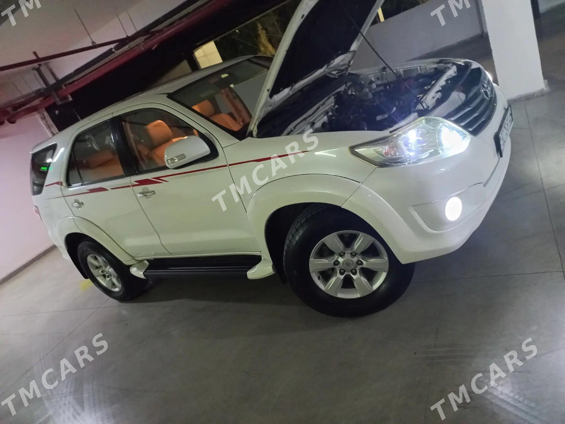 Toyota Fortuner 2014 - 380 000 TMT - Ашхабад - img 7