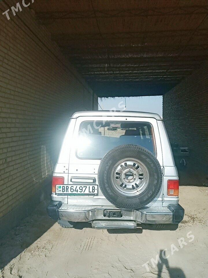 Mitsubishi Pajero 1990 - 40 000 TMT - Дянев - img 2