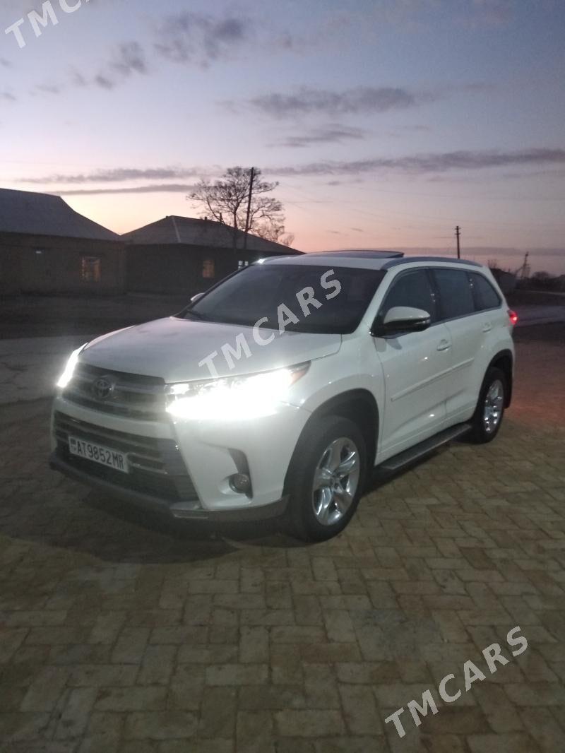 Toyota Highlander 2019 - 440 000 TMT - Мары - img 3