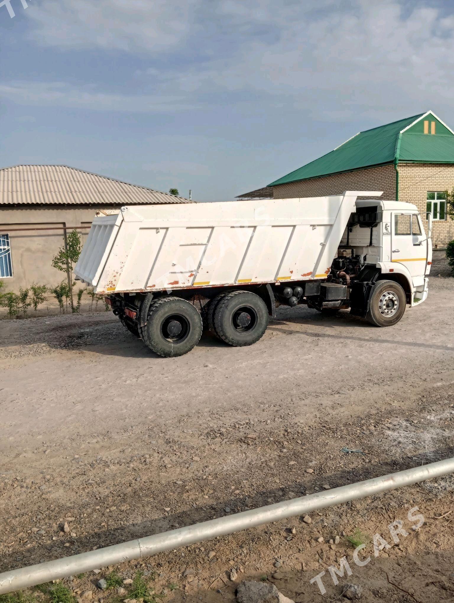 Kamaz 6520 2006 - 300 000 TMT - Теджен - img 4