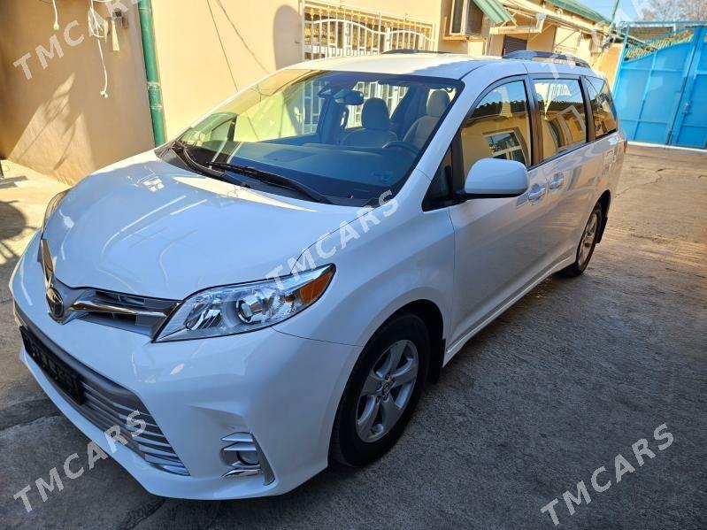 Toyota Sienna 2019 - 410 000 TMT - Aşgabat - img 4