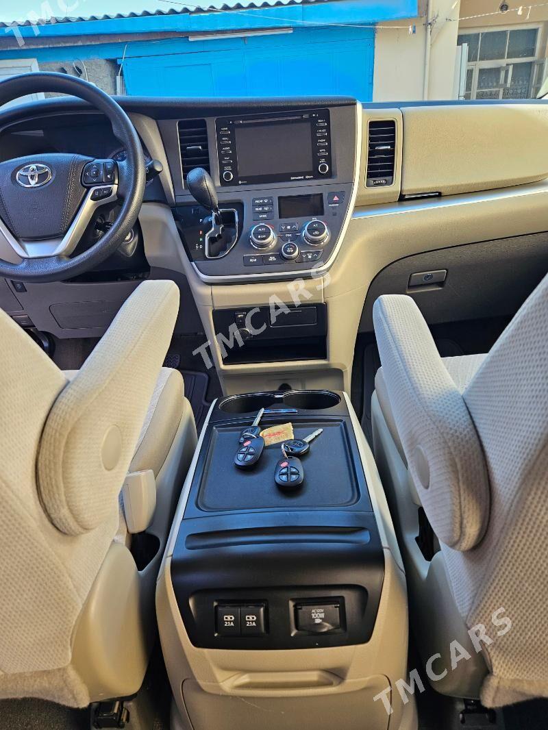 Toyota Sienna 2019 - 420 000 TMT - Ашхабад - img 10