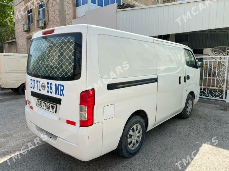 Nissan Urvan 2015 - 265 000 TMT - Mary - img 6