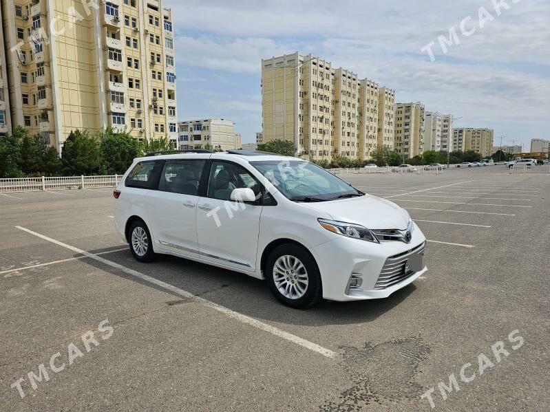 Toyota Sienna 2017 - 375 000 TMT - Ашхабад - img 2