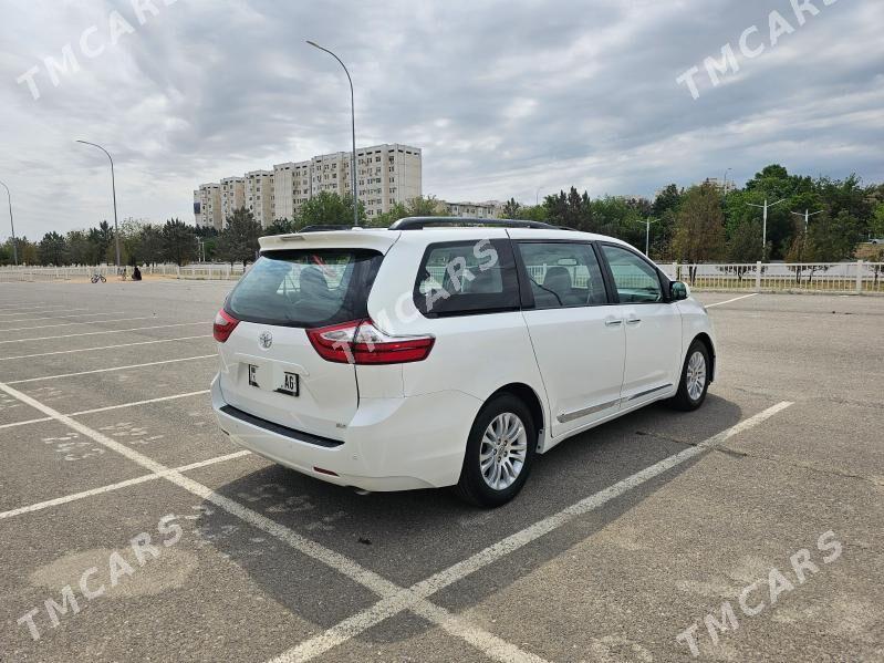 Toyota Sienna 2017 - 375 000 TMT - Aşgabat - img 4