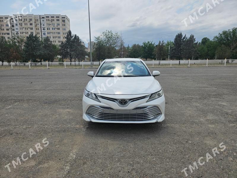 Toyota Camry 2018 - 295 000 TMT - Ашхабад - img 2