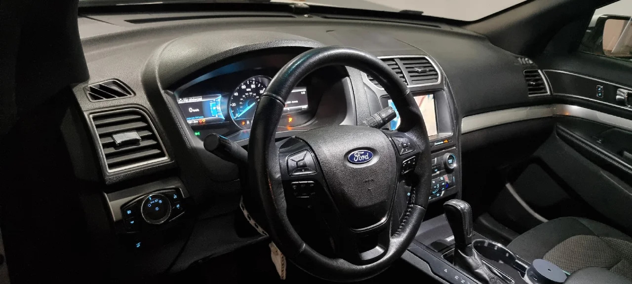 Ford Explorer 2017 - 290 000 TMT - Ашхабад - img 8