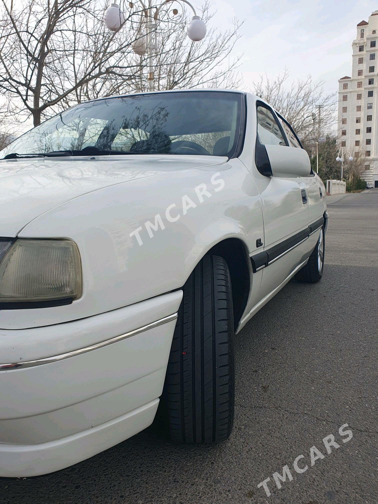 Opel Vectra 1991 - 22 000 TMT - Анев - img 4