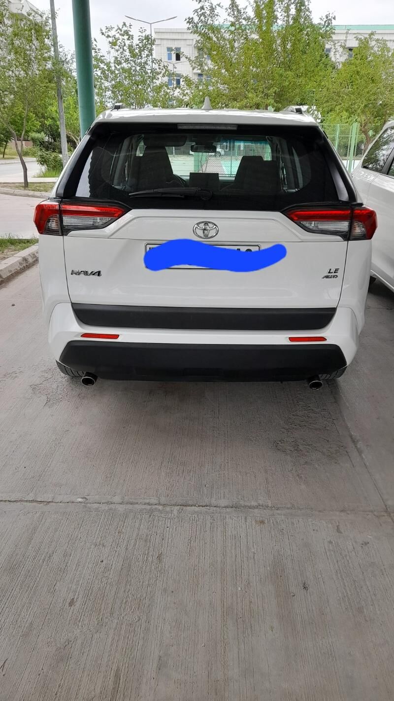 Toyota RAV4 2019 - 280 000 TMT - Aşgabat - img 5