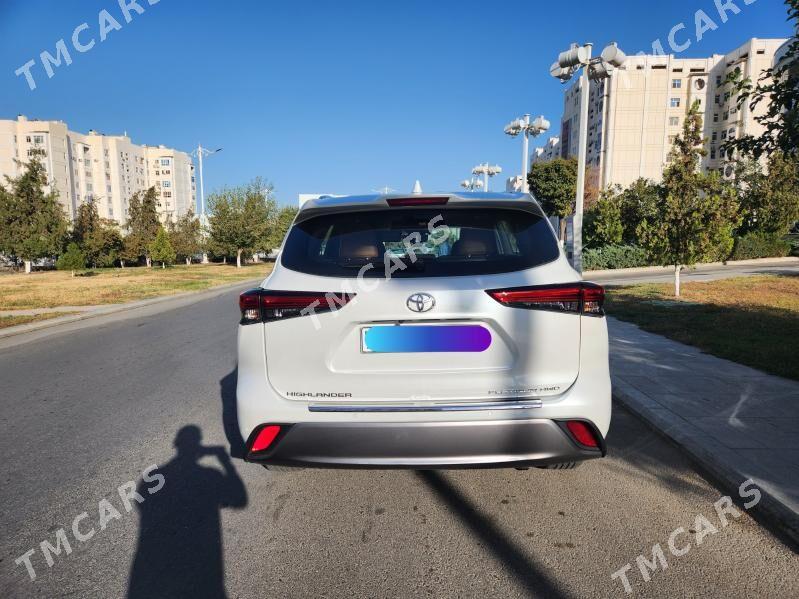 Toyota Highlander 2022 - 1 070 000 TMT - Aşgabat - img 2