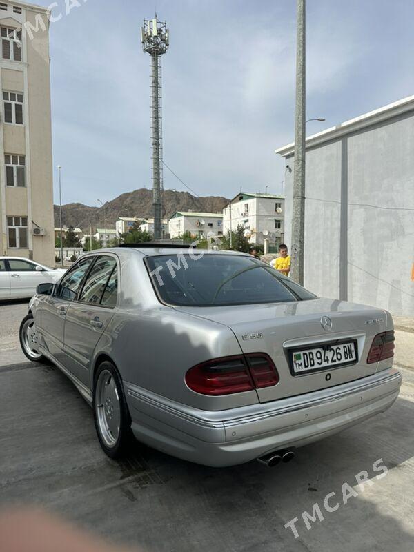 Mercedes-Benz E500 2001 - 220 000 TMT - Туркменбаши - img 2
