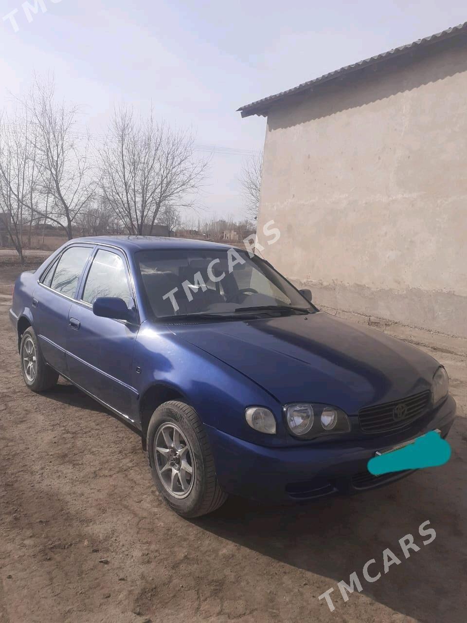 Toyota Corolla 2000 - 45 000 TMT - Кёнеургенч - img 2