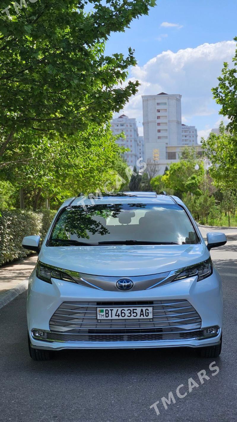 Toyota Sienna 2022 - 675 000 TMT - Aşgabat - img 3