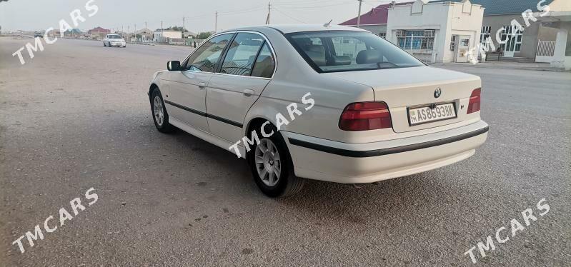 BMW E39 1998 - 60 000 TMT - Jebel - img 3