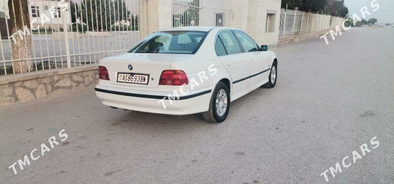BMW E39 1998 - 60 000 TMT - Jebel - img 4