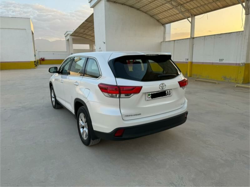 Toyota Highlander 2019 - 435 000 TMT - Ашхабад - img 2