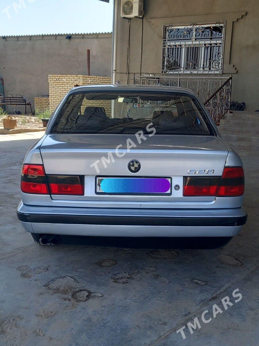 BMW 520 1993 - 46 000 TMT - Мары - img 2