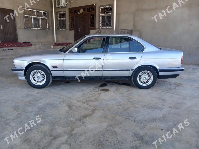BMW 520 1993 - 46 000 TMT - Мары - img 5