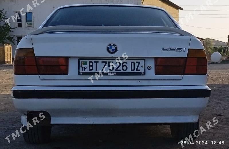 BMW 525 1989 - 32 000 TMT - Болдумсаз - img 3