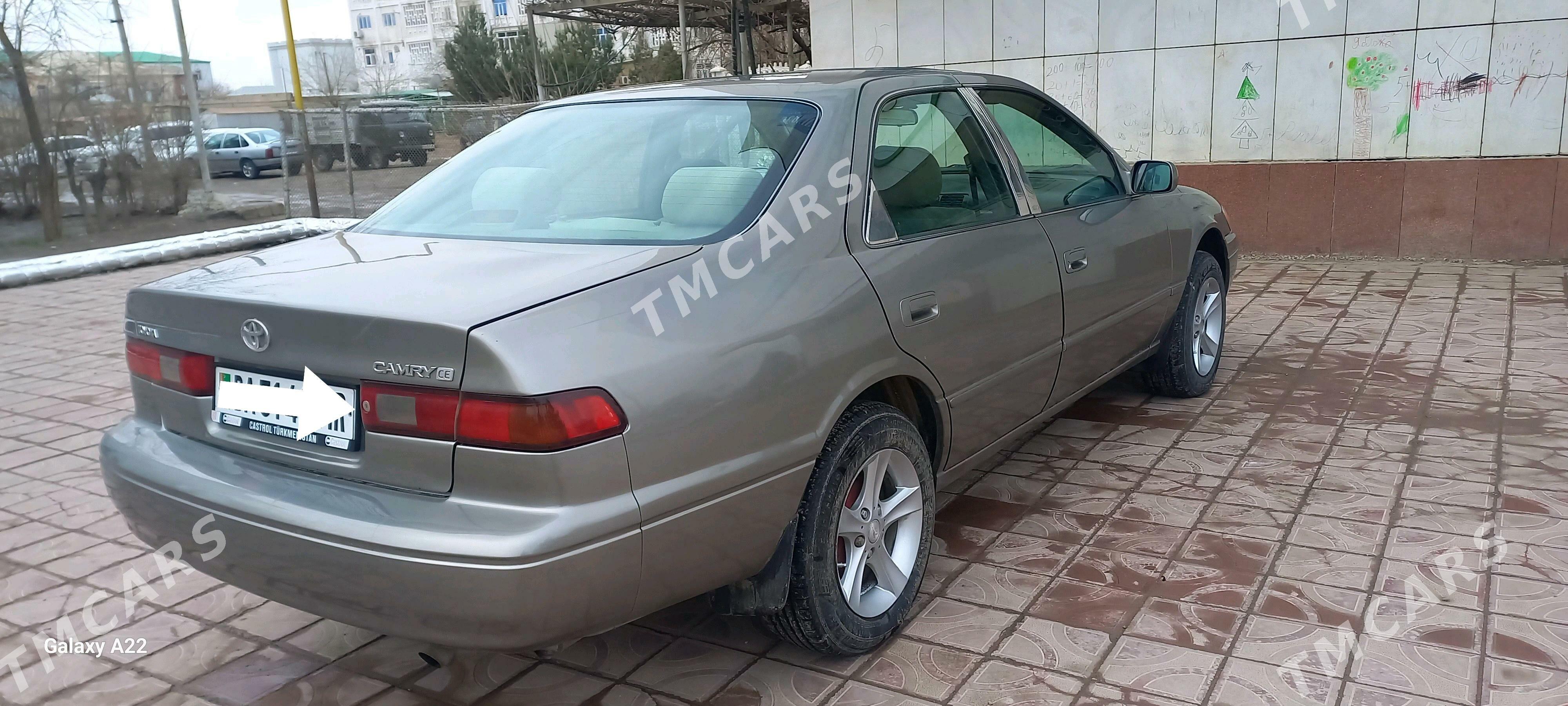 Toyota Camry 1999 - 96 000 TMT - Mary - img 3
