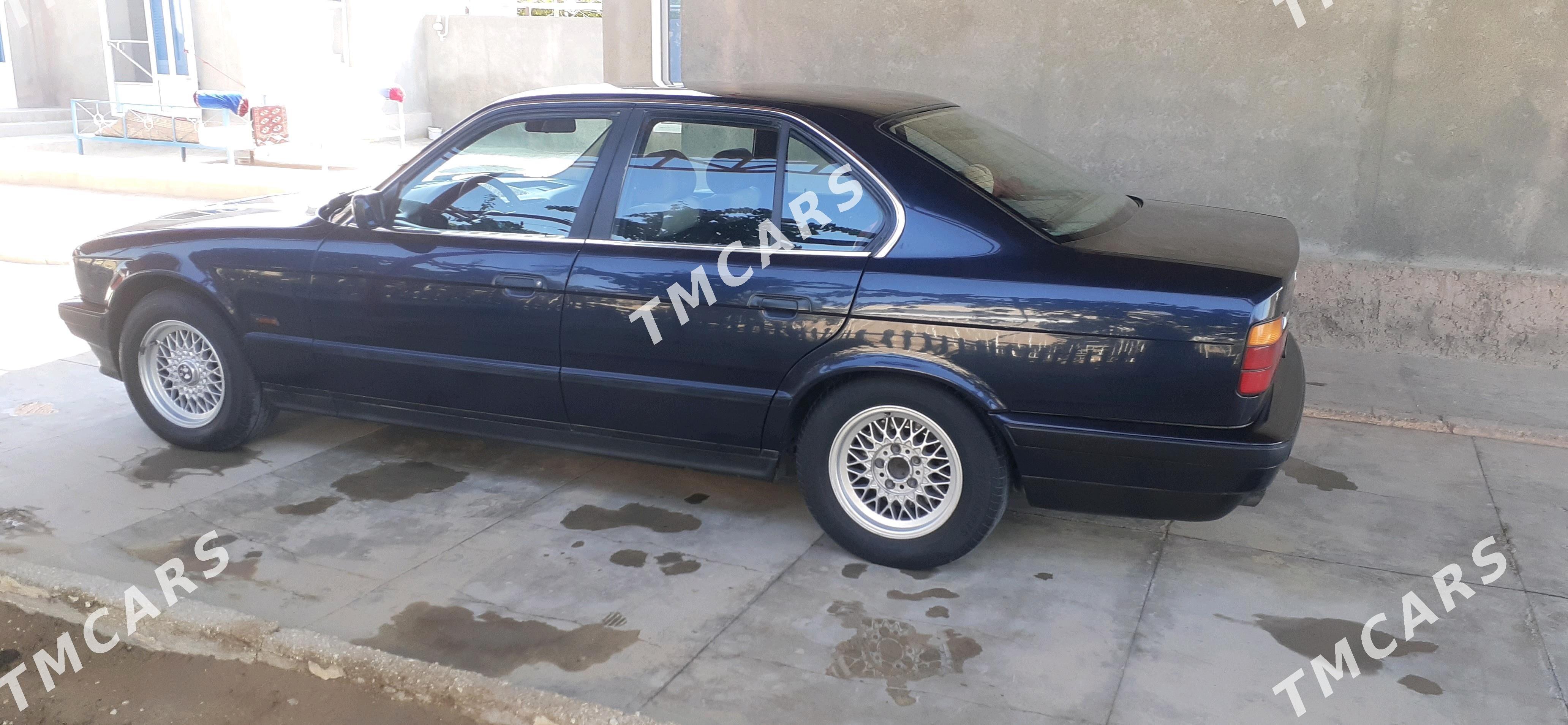 BMW 525 1990 - 65 000 TMT - Gumdag - img 3