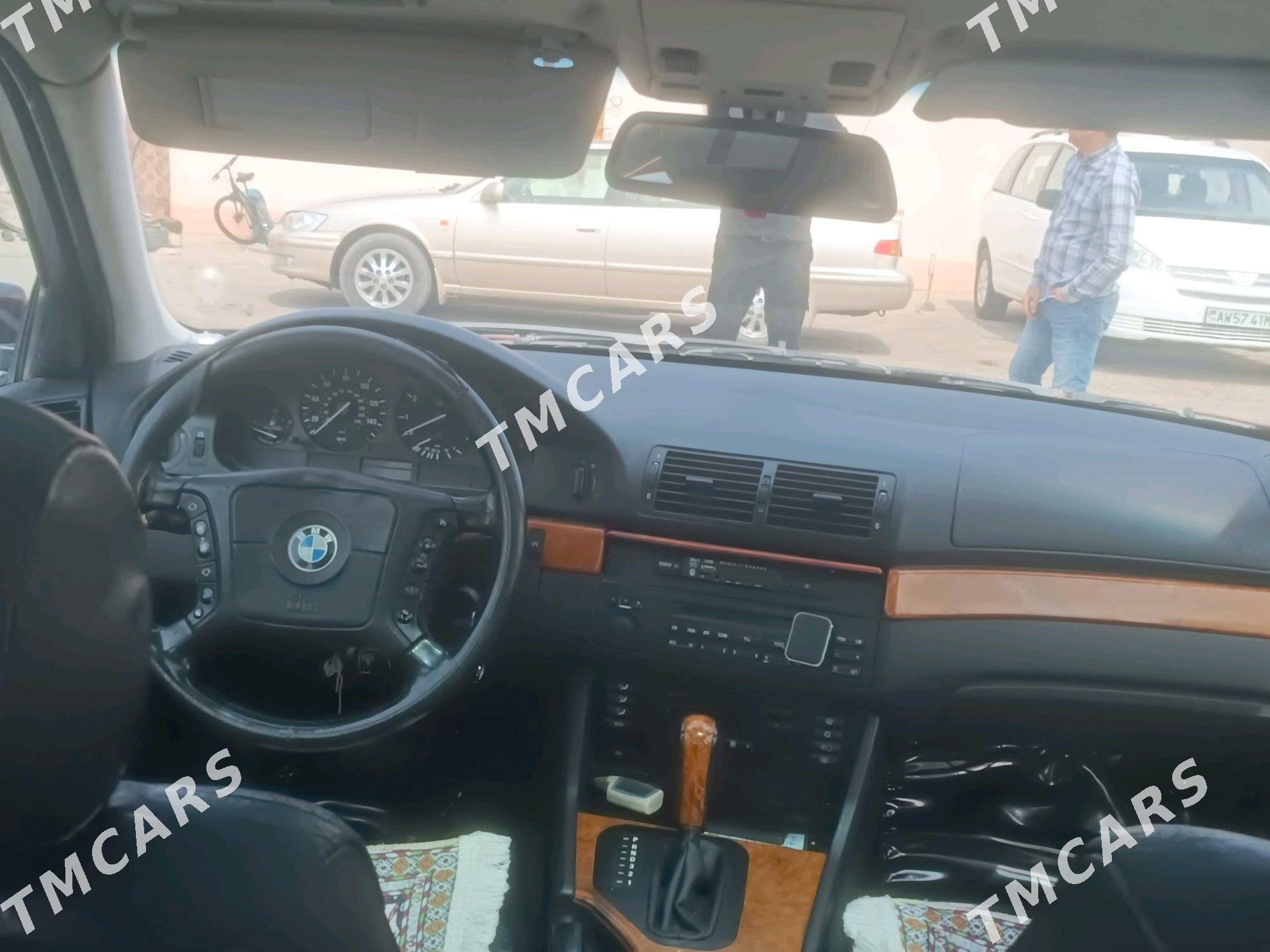 BMW 528 1998 - 54 000 TMT - Мары - img 4