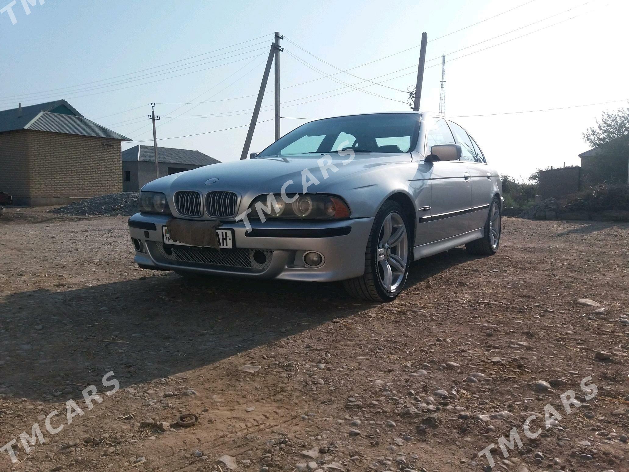 BMW 528 2000 - 88 000 TMT - Теджен - img 4