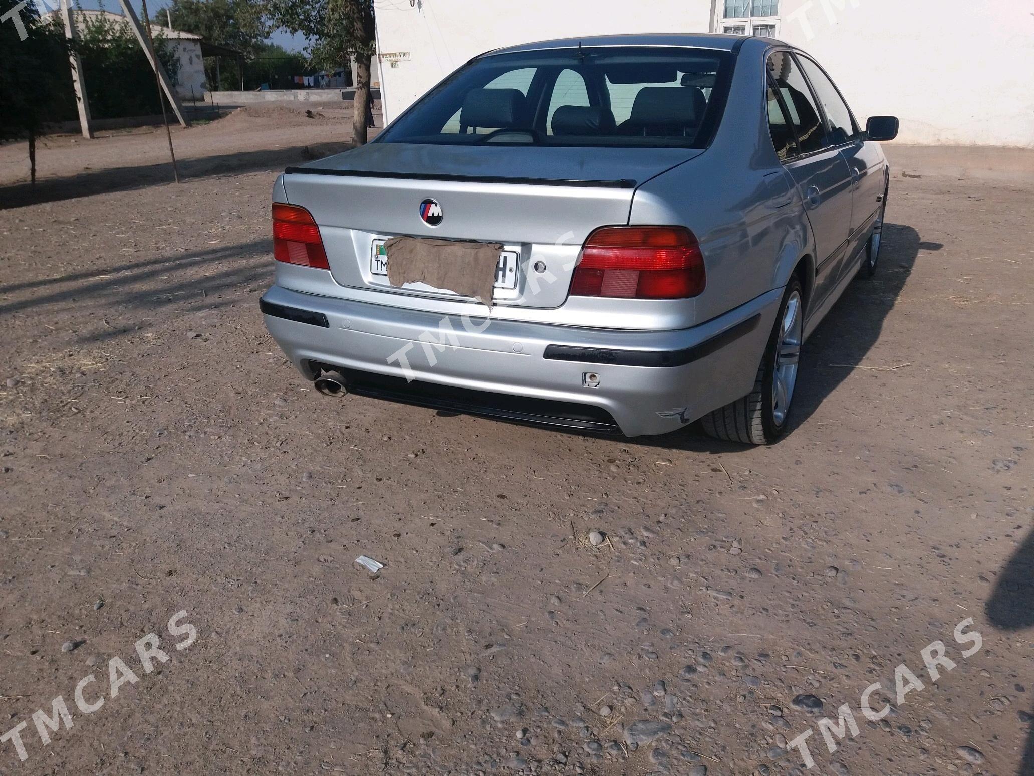 BMW 528 2000 - 88 000 TMT - Теджен - img 8