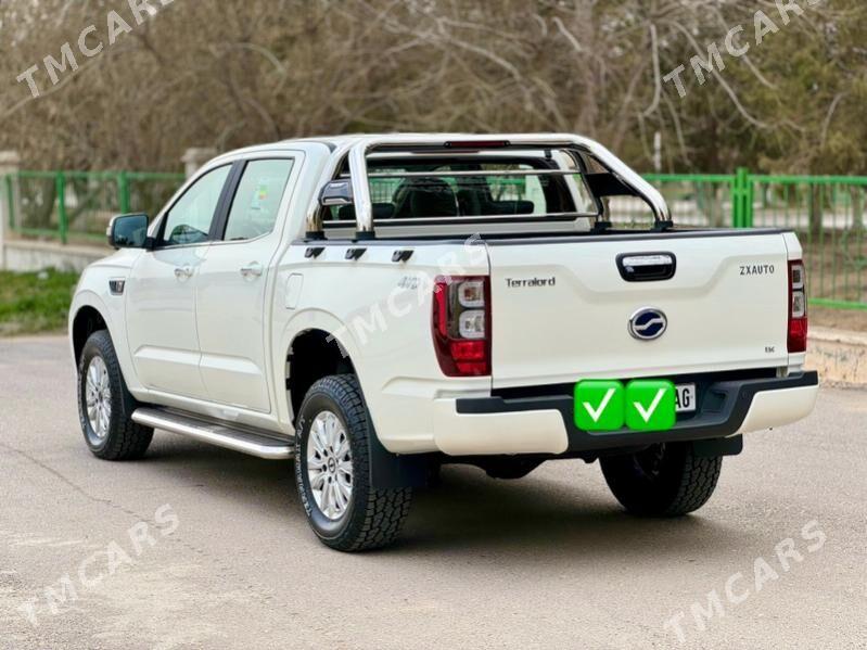 Toyota Hilux 2023 - 380 000 TMT - Ашхабад - img 2