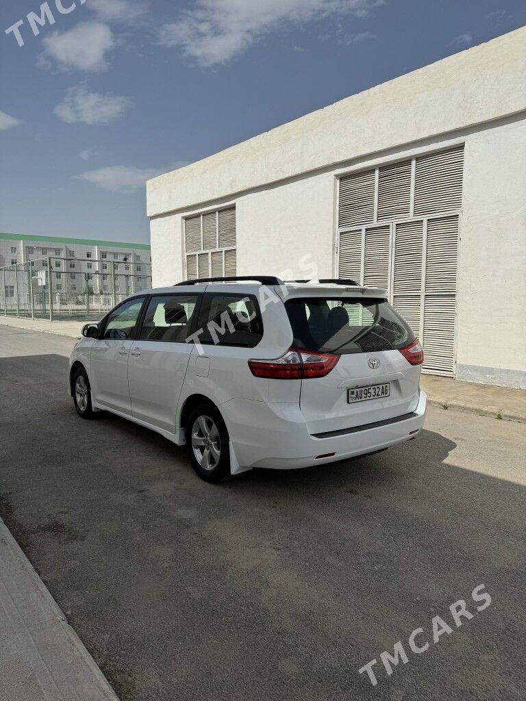 Toyota Sienna 2018 - 330 000 TMT - Gurtly - img 2