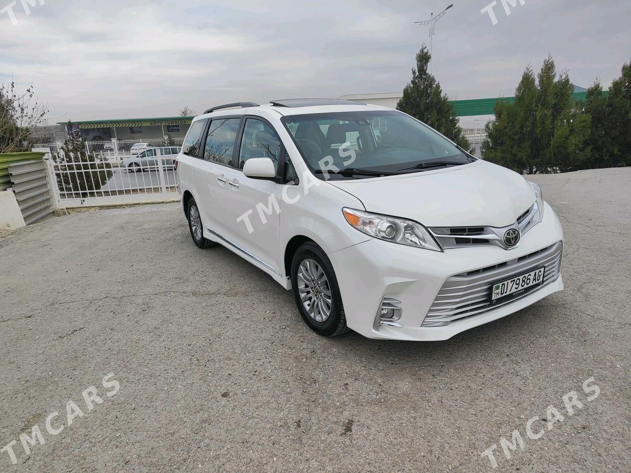 Toyota Sienna 2019 - 530 000 TMT - Aşgabat - img 2