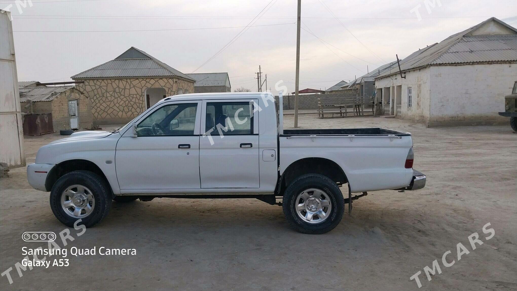 Mitsubishi Canter 2004 - 70 000 TMT - Балканабат - img 2