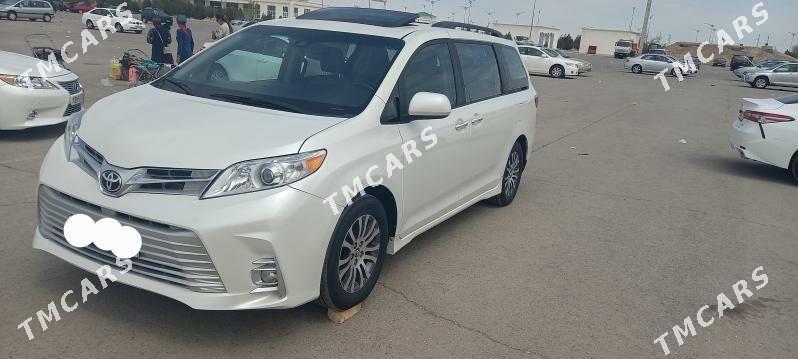 Toyota Sienna 2019 - 405 000 TMT - Daşoguz - img 4